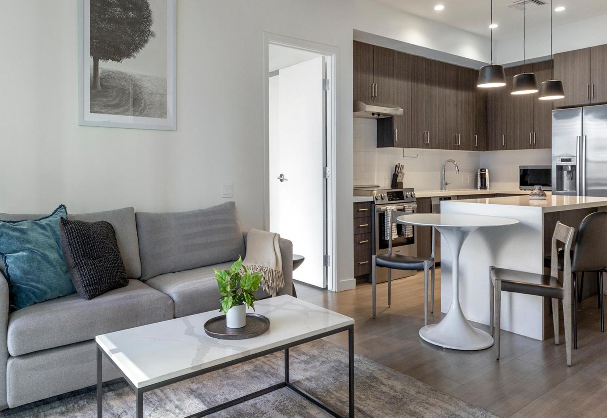 Rendezvous Apartments By Barsala Тусон Номер фото